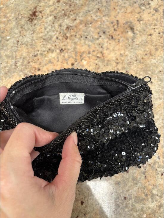 La Regale Handbags - Black Sequin Beaded Clutch Bag